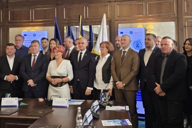 ionut ivan prezent la umf craiova unde a avut loc lansarea programului regional de preventie a cancerului 68f8ea295bb95