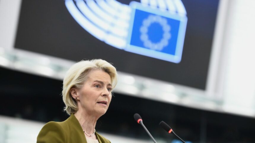 momente dificile pentru ursula von der leyen sefa comisiei europene trebuie sa faca fata la doua motiuni saptamana aceasta 68e3aae163ebe