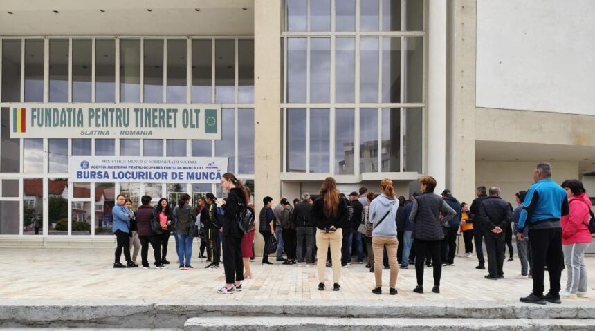 olt bursa locurilor de munca aduce 614 de joburi 68e78054e904f
