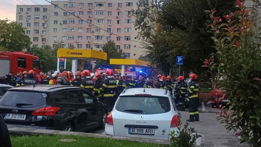 persoane intoxicate cu o substanta misterioasa bloc evacuat in sectorul 5 68e7f8c8c5812