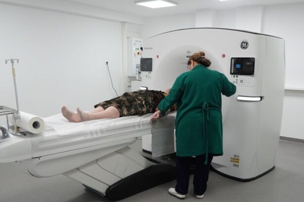 primul pacient investigat cu noul computer tomograf la spitalul judetean slatina 68dd05ea2eed7