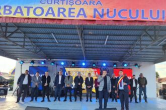 sarbatoarea nucului de la curtisoara a ajuns la editia cu numarul xxvi 68e37dd4118d1