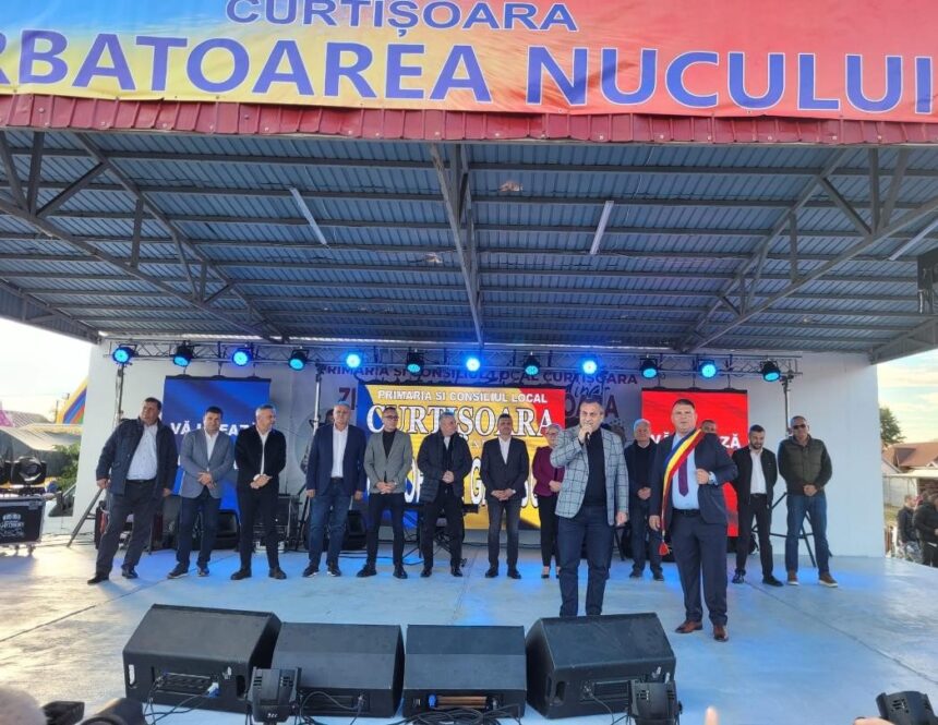 sarbatoarea nucului de la curtisoara a ajuns la editia cu numarul xxvi 68e37dd4118d1