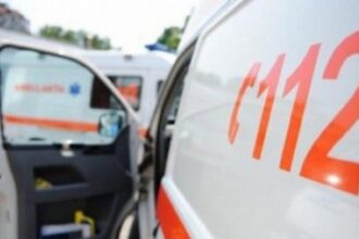 accident cu doua autoturisme pe dn1 la iesire din cluj napoca doua persoane au suferit multiple leziuni 691c5c31891a0