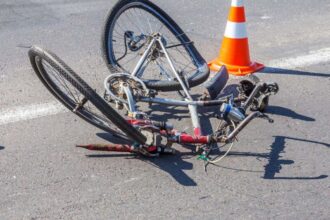 accident in visina un biciclist a fost ranit 6920a177d62ca