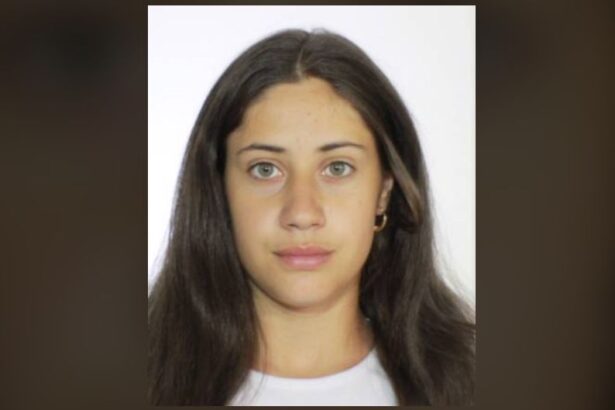 adolescenta din strejesti data disparuta de familie 691ddb47b72d4