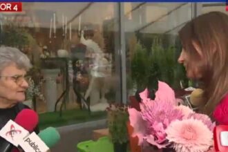 anca alexandrescu alaturi de romani in strada candidata independenta la alegerile pentru primaria capitalei descinde acum in sectorul 4 690c6757c3dcb