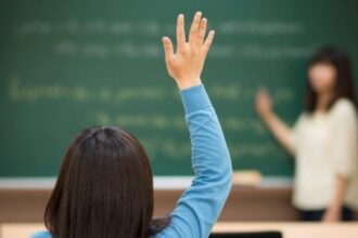 cand vor fi incarcate cu 500 de lei cardurile educationale vesti bune pentru milioane de elevi 6927bbb0e2212