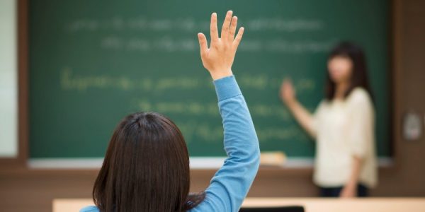 cand vor fi incarcate cu 500 de lei cardurile educationale vesti bune pentru milioane de elevi 6927bbb0e2212