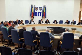 cj olt a alocat fonduri catre primariile din judet aflate in dificultate financiara 691c4afcb6fee