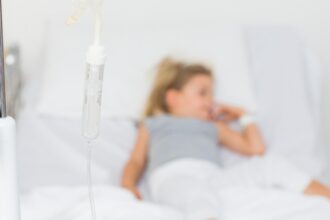 copila de 10 ani injunghiata de mama ei operata la timisoara medic fata este foarte speriata 6926d69071433