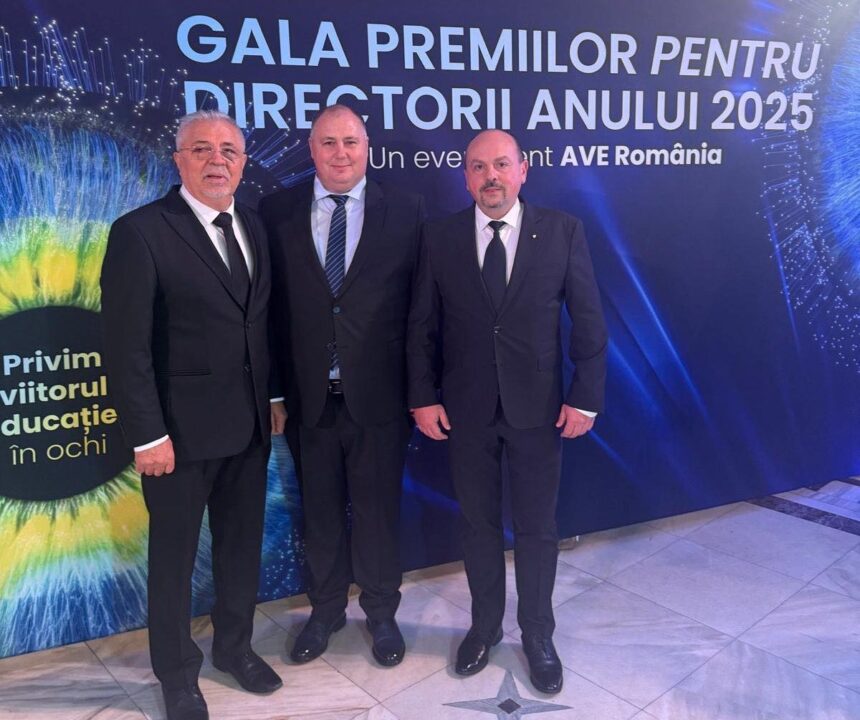 directorul scolii gheorghe magheru din caracal iulian ninel nicolae desemnat directorul anului 2025 pentru antreprenoriat 6909e7362dd7f