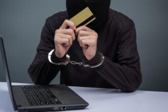 escrocii pozeaza in autoritati atentie la cei care pretind ca sunt de la anaf politie si alte institutii avertismentul dnsc 6921d6063b671