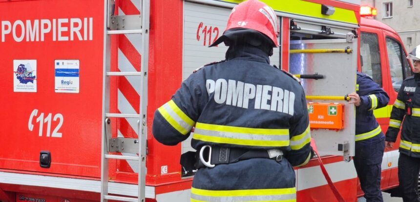 explozie intr o locuinta din piatra olt un barbat a fost ranit si mai multe camere avariate 691b89240b4ae