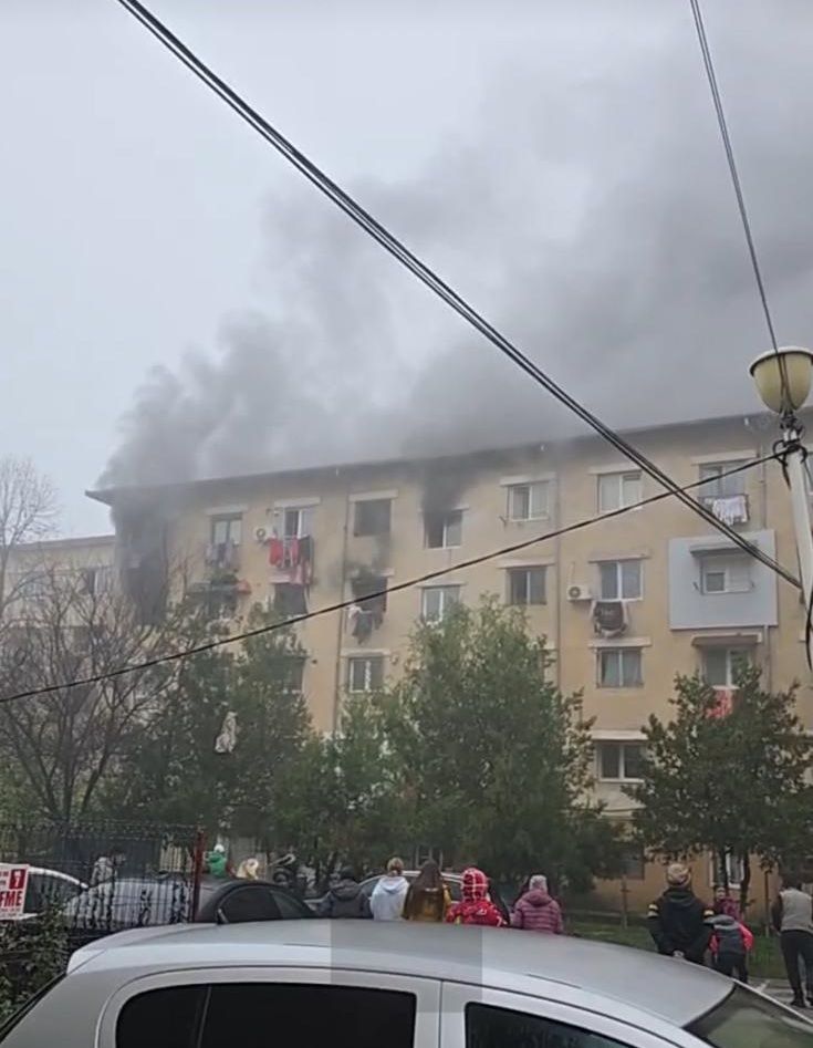 explozie intr un bloc din bals doua persoane au fost ranite planul rosu activat video 691588d066660 1