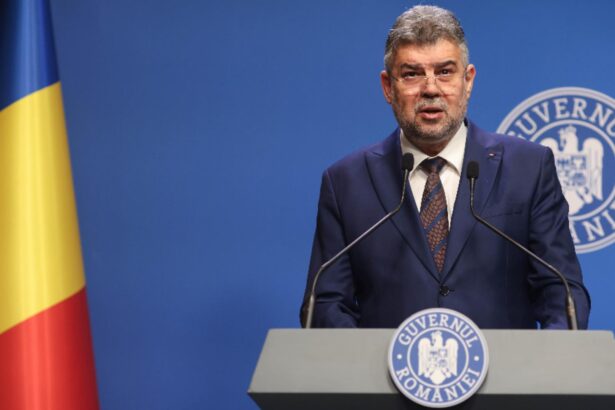 fost premier al romaniei avertisment dur romania este la un pas de recesiune critici acerbe la ilie bolojan si a creat o aura de fals salvator 691eb1facd6dd 1