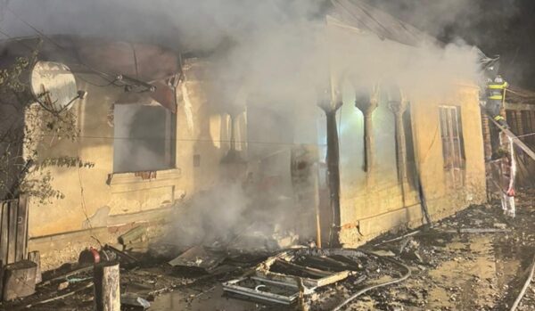 incendiu devastator cu victima azi noapte in olt la o locuinta distrusa in totalitate de foc foto 6924e348cacdf