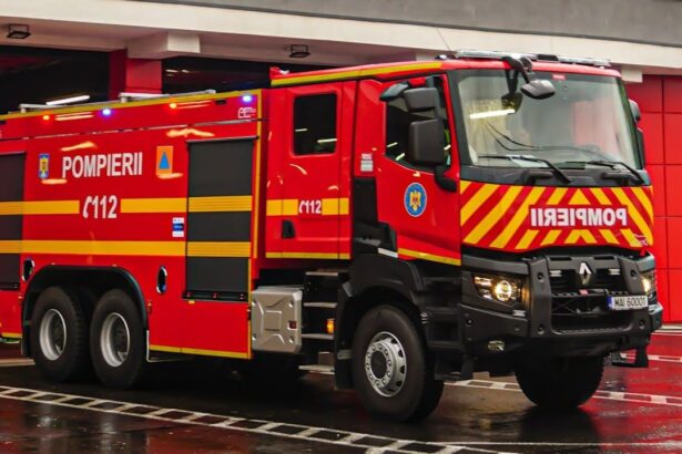 incendiu puternic in brastavatu garaj autoturism si acoperis de 250 de metri patrati distruse video 6918a6dd0f276