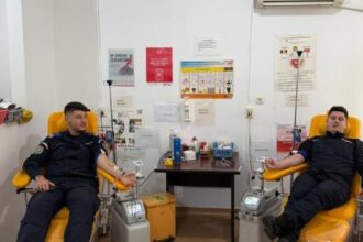 jandarmii olteni au donat sange 690b5ba5a54e7