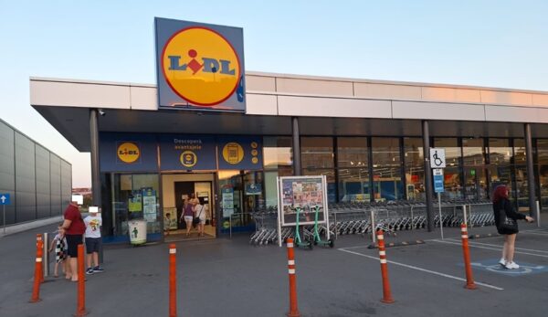 lidl ofera gratis vouchere de cumparaturi de 25 de lei ce trebuie sa faci ca sa le primesti instant 6923f4b5795ba