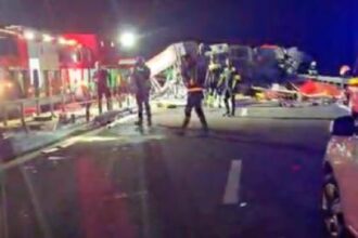 masina de pompieri rasturnata in misiune 6908b8a2223d3