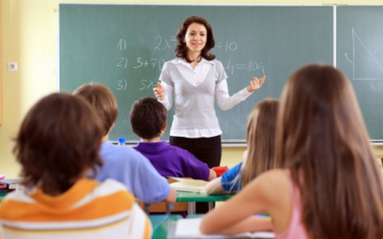 ministrul educatiei vrea sa taie vacanta profesorilor motivand ca au un volum mic de ore predate 690f0e28254d4