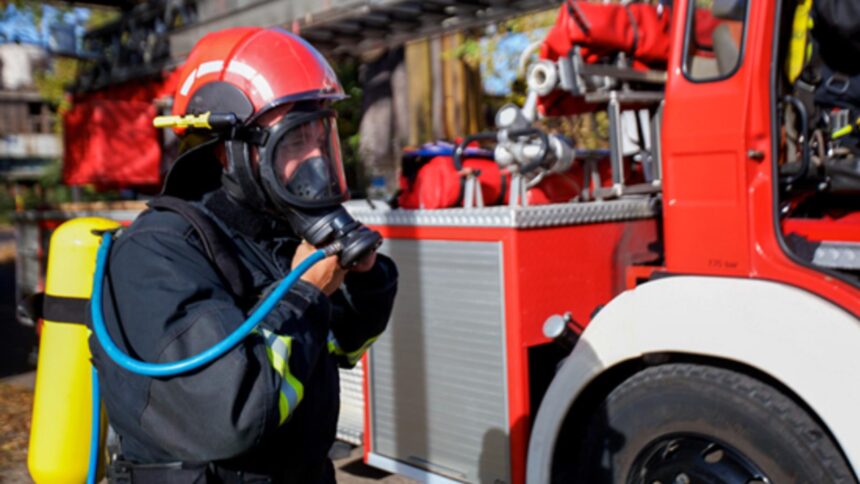 miros puternic de benzina intr un bloc din timisoara pompierii si echipajul cbrn chemati de urgenta la fata locului 6925e8a3e20c8