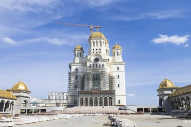 moastele sfantului andrei vor fi scoase in pridvorul catedralei nationale cand te poti inchina si care este programul slujbelor 6926b106f0cd9