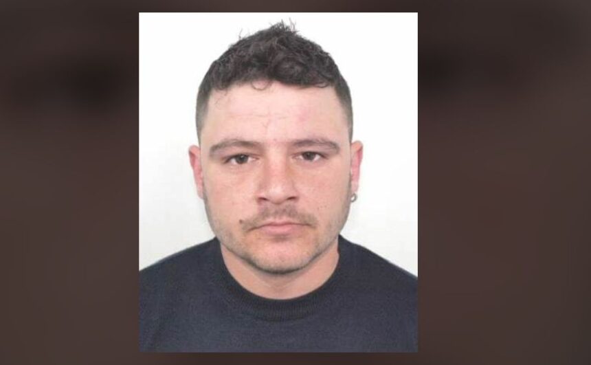 tanar din vulpeni dat disparut de catre sora sa 691ad6daf20bd