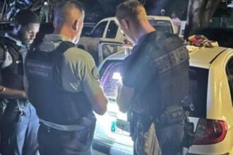 10 morti dupa ce o masina a intrat in multime la o piata de craciun in guadelupa franta presa traditionala tace malc 69345b15575be