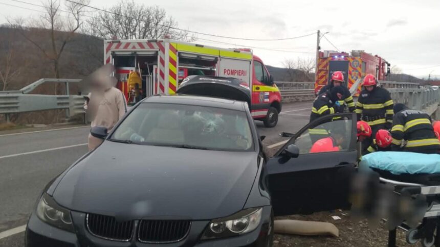 accident grav pe o sosea din arges o persoana este resuscitata video 694d1edd11457