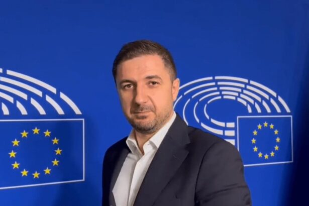 adrian axinia europarlamentar aur ecr majorarea taxelor locale ii va nenoroci mai ales pe romanii foarte saraci care isi vor vinde casele 69396ef174a6b 1
