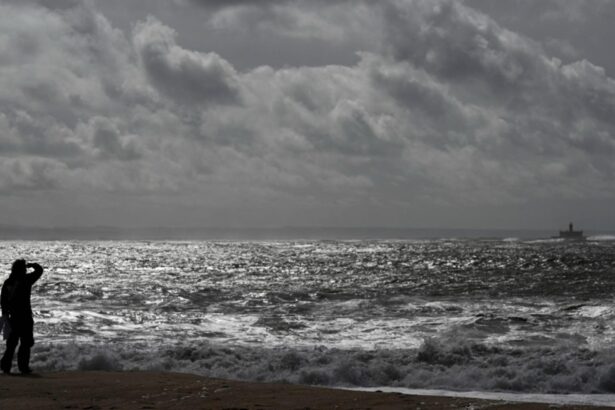 atentionare de calatorie pentru portugalia cod rosu de vant precipitatii si furtuni pe mare in spania 2 romani si au pierdut viata din cauza furtunilor pe mare 693bd279cbf8d