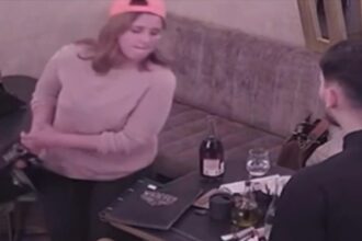 bataie in bar o clienta a lovit angajatii suparata ca s a terminat programul si nu a reusit sa si bea sampania 693ecc13c83a0