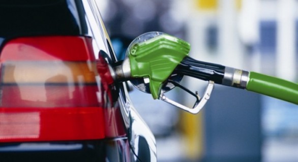 benzina si motorina se scumpesc din nou de la 1 ianuarie cat va trebui sa plateasca romanii pentru carburant 6949958d969bb