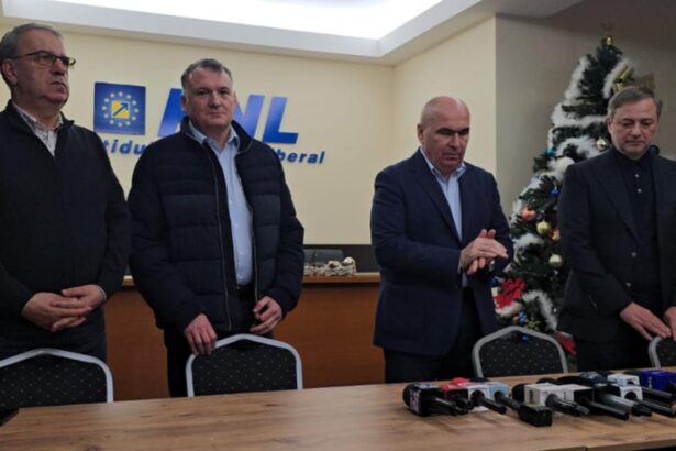 bolojan vizita fulger la constanta dupa demisiile in lant vom lua deciziile dupa anul nou video 6945c9afabca8