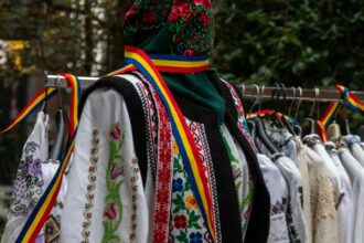 cele mai bizare traditii de craciun erau practicate din cele mai vechi timpuri de stramosii nostri 694a73a6eb4cf