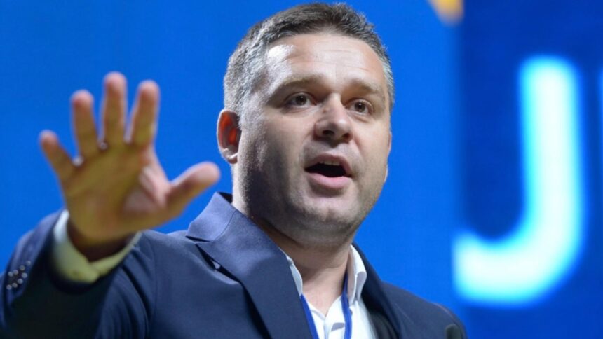 clanul vasiloi protejat de ciprian ciucu 6931cd5995f57