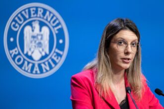 criza apei potabile din prahova si dambovita dina buzoianu i a dat afara pe toti ea continua lupta 69399b286d505 1