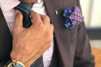 cum trebuie sa se comporte un gentleman reguli de bune maniere pentru barbati 6953ca3998ee9