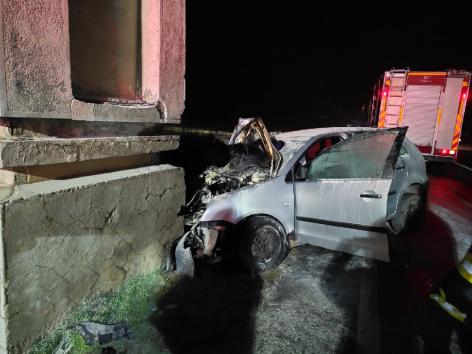 cunoscut antrenor de fitness ranit grav in accident 692f28fd3bc76