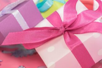 discutii inainte de craciun la o scoala din ciorogarla parinti acuzati ca strang bani pentru cadouri si dotari iar altii reclama presiuni si umilinte 693894a3b5d63