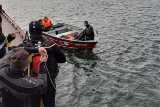 doi frati din judetul vaslui si au pierdut viata in apele inghetate ale barajului tacuta in timp ce mergeau cu colindul 695034b2a7dda