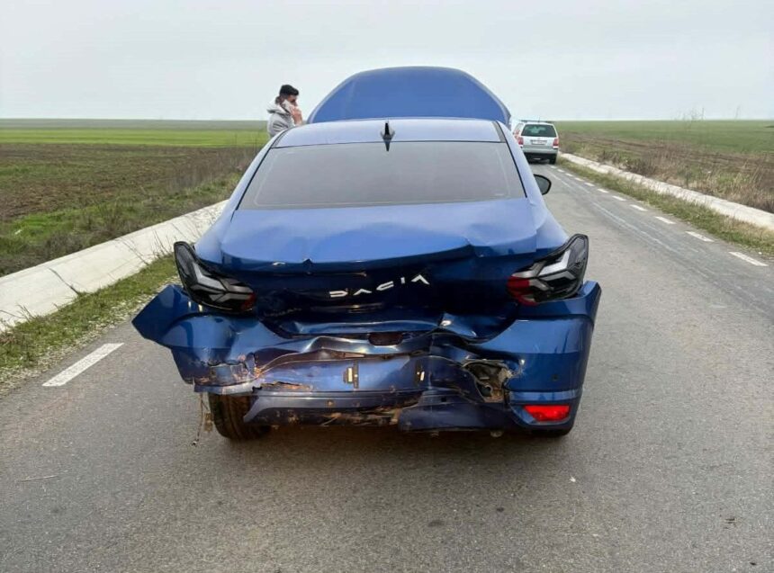 doua persoane ranite intr un accident petrecut pe dj 546 69495cc79a027