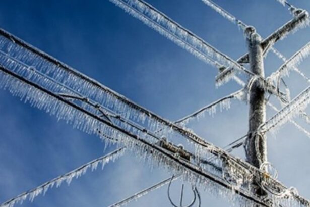 dupa criza apei campina si mii de gospodarii din prahova au ramas fara curent din cauza viscolului 6952edf377ecc