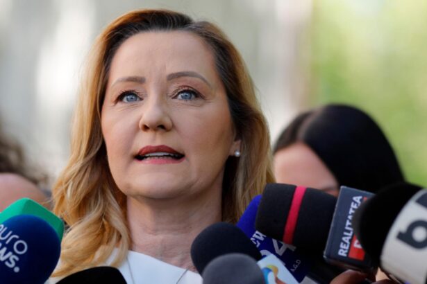 elena lasconi la un an de la anularea alegerilor prezidentiale democratia din romania a primit cea mai grea lovitura din ultimii 36 de ani 6933f536667b6 1