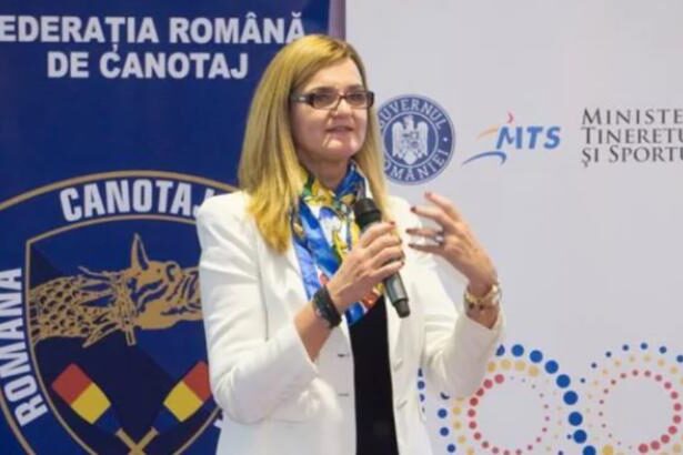 elisabeta lipa acuzata ca isi punea subalternii sa i scumpere ceasuri rolex si genti vuitton 694aca6d02553