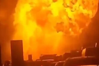 explozie spectaculoasa pe autostrada a1 din italia un camion cu gpl a explodat dupa ce a intrat in coliziune cu un alt camion 694c048b6911b