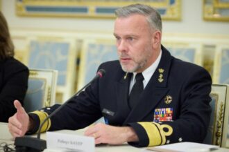 fost comandant nato doctrina militara a rusiei include utilizarea armelor nucleare tactice intr un conflict conventional 693c78bda2457