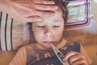 gripa la copii semnele timpurii care ii pot pune pe parinti in alerta cum deosebim gripa de o raceala obisnuita 6949627bdc677